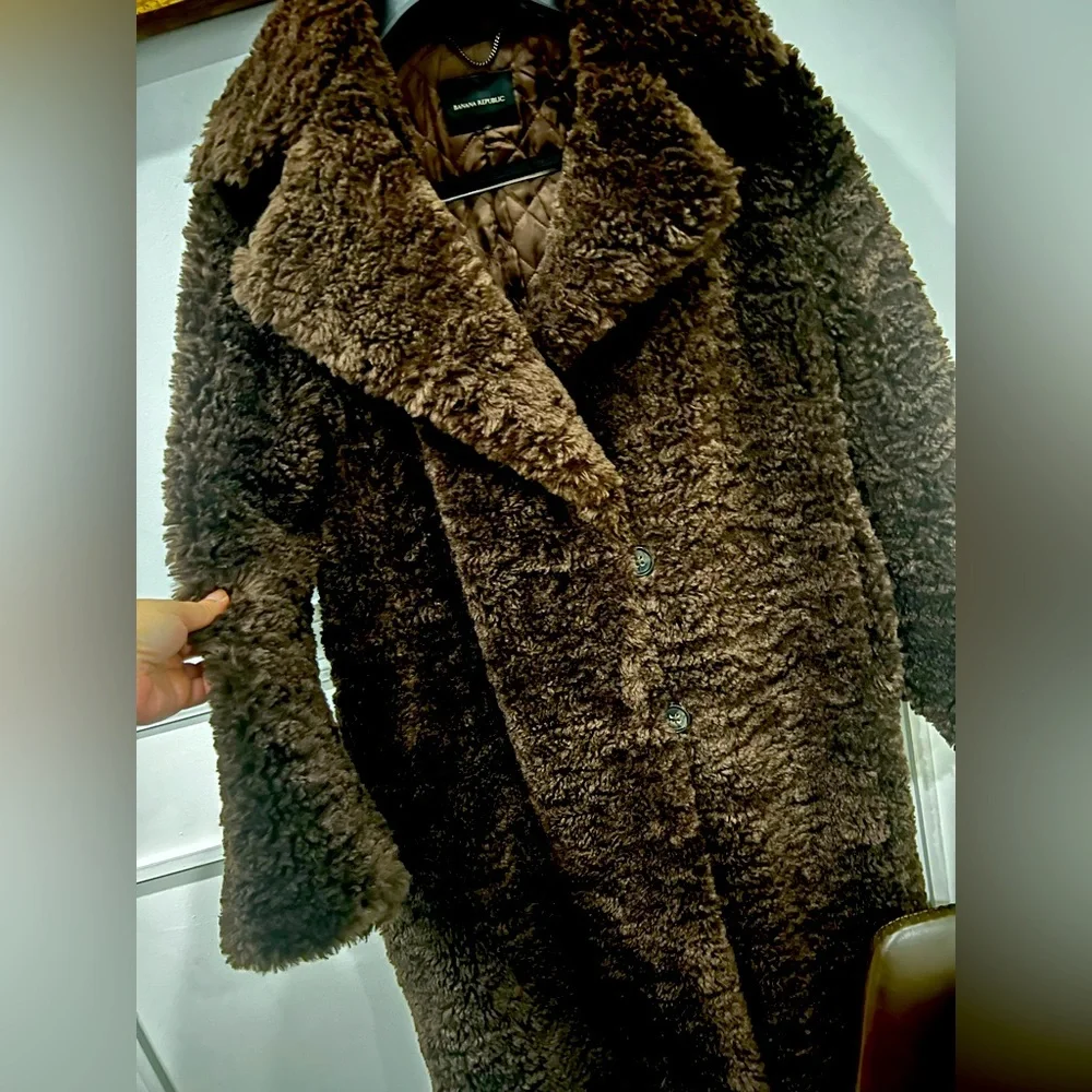 NWOT Faux Fur Banana Republic Coat - Picture 1 of 5